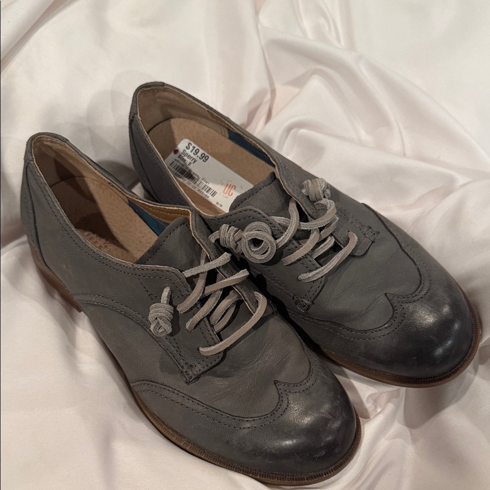 Sperry Gray Leather Women's Flats